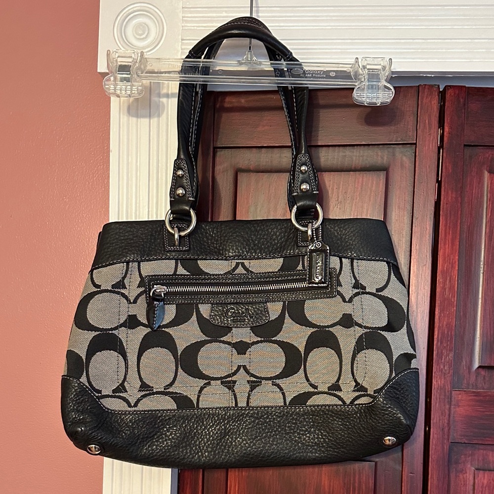 Coach Signature Black and Gray Shoulder Bag NWOT leather bottom, trim and handle